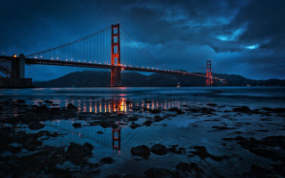 Night bridge reflection city lights 3 - a reflection free wallpaper