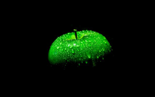Green apple water drops dark 2 - a green apple free wallpaper