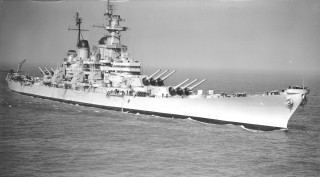 Battleship ocean boat people floating - 1 9 6 0 s free wallpaper