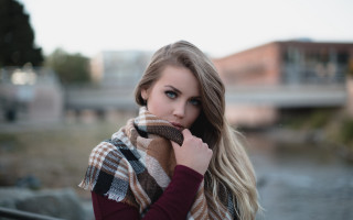 Woman longhair scarf sweater serious - serious free wallpaper for desktop