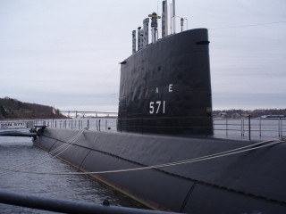 Black submarine dock boat bridge - the water next free wallpaper