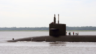 Submarine people boat water side - the side of the boat free wallpaper