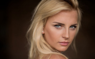 Anna katharina blonde blue eyes 3 - blue eye and blonde hair free wallpaper