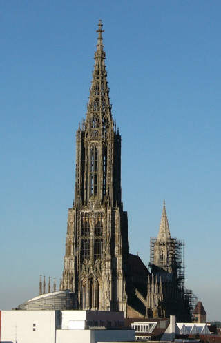 Cathedral clock tower city skyline 2 - free architecture wallpaper