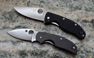 Knives countertop black handle silver - a stipple free wallpaper