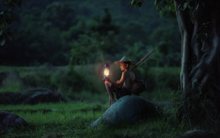 Woman forest lantern sitting blonde - arthur pan free wallpaper