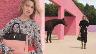 Woman purse horse pinkwall blackdress - a cubist painting free wallpaper