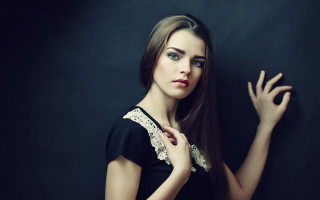 Gothic portrait woman longhair elina - a picture free wallpaper