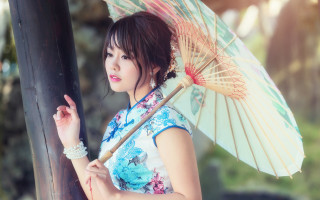 Woman umbrella park blue dress - a pole free wallpaper