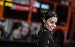 Woman bus night smile black - side profile free wallpaper