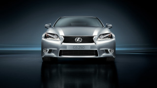 Silver car dark room reflection - a silver car free wallpaper