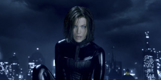 Woman black leather city night - gothic art free wallpaper for desktop
