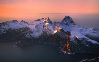 Mountain lake sunset pink sky 6 - a sunset in the background free wallpaper