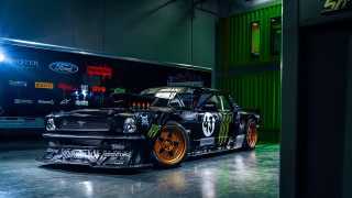 Garage car truck monster logo - a number free wallpaper