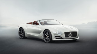 White sports car foggy black - a black roof free wallpaper
