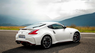 White sports car mountain road 7 - a mountain range in the background free wallpaper