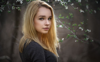 Blonde woman tree white flowers - branch free wallpaper