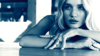 Woman white hair jewelry sitting - her chin free wallpaper