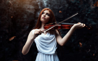Woman white dress violin falling - the sky behind her free wallpaper