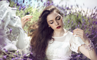 Woman lavender field white dress - a field of lavender free wallpaper