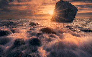 Rock water sunset volumetric light - volumetric free wallpaper