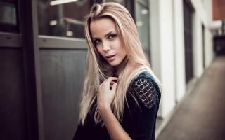 Eszter mattioni blonde hair portrait - barbizon school free wallpaper