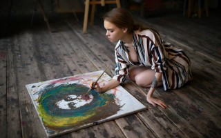 Woman painting art fine realistic - art station free wallpaper