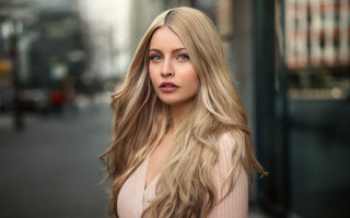 Blonde woman street corner city - a street corner free wallpaper