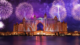 Fireworks building cityscape festival night - gaudy free wallpaper