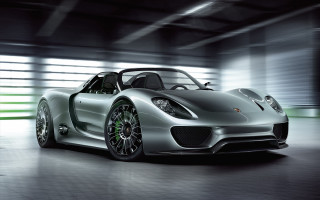 Silver sports car garage green - a white wall behind free wallpaper