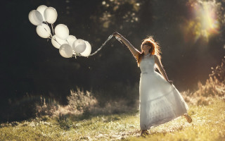 Girl white dress balloons night - a bunch of balloons free wallpaper