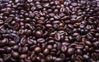 Coffee beans circle bokeh blurry - a circle free wallpaper