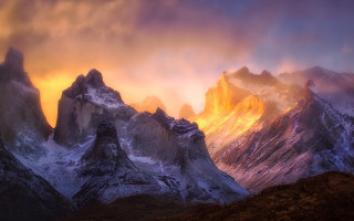 Mountain range sunset clouds foregroung - a sunset in the background free wallpaper