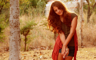 Woman red dress forest handbag - a red jacket free wallpaper