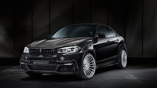 Black car dark room neoclassicism - a black car free wallpaper