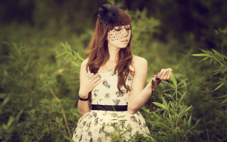 Woman mask flower bush jungle - holding free wallpaper