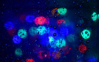 Rain drops colorful lights astronaut - holography free wallpaper