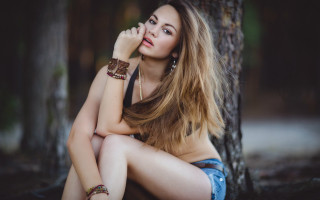 Woman woods sitting blonde blue - her cheek free wallpaper