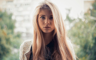 Eszter mattioni blonde hair outdoor - her face free wallpaper for desktop