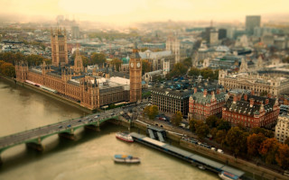 City bridge river tilt shift - christopher wren free wallpaper