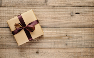 Brown gift box ribbon wooden - a wooden surface free wallpaper