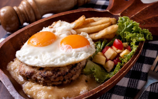 Plate eggs frenchfries food photography - the side of the plate free wallpaper