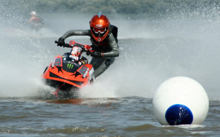 Jet ski night moonlight mount - a man riding free wallpaper