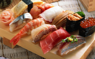 Wooden tray sushi sauce chopsticks - a wooden tray free wallpaper