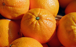 Orange pile green dot mingei - the middle free wallpaper