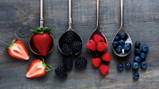 Spoons berries strawberries wooden table 2 - arcimboldo free wallpaper