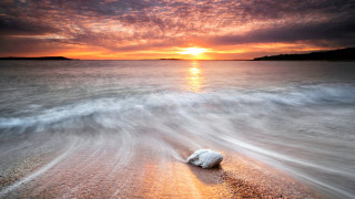 Rock beach sunset wave foreground - a rock free wallpaper