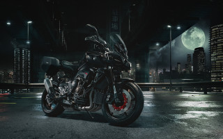 Motorcycle night cityscape fullmoon starrysky - cui bai free wallpaper