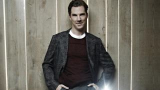 Man hologram lensflare woodenwall rain - his hands in his pockets free wallpaper