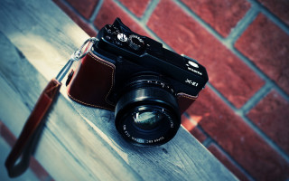Camera brick wall leather case - boleslaw cybi free wallpaper
